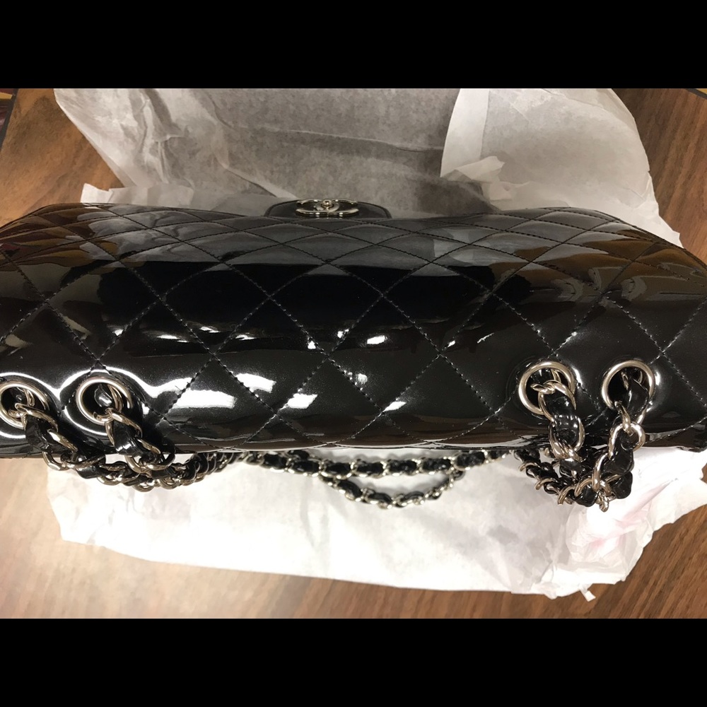 SOLD     Chanel Jumbo Patent Diamond Quilted Flap - Picture 8 of 8